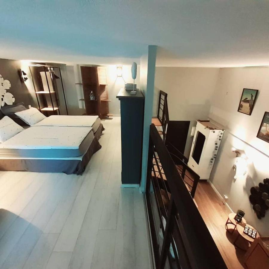 Charmant Studio en duplex esprit loft avec balcon vue mer, et piscine extérieure Le Croisic Esterno foto